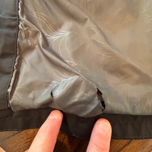 Women's Eddie Bauer WeatherEdge hooded black jacket cinch waist size XL - Picture 16 of 16